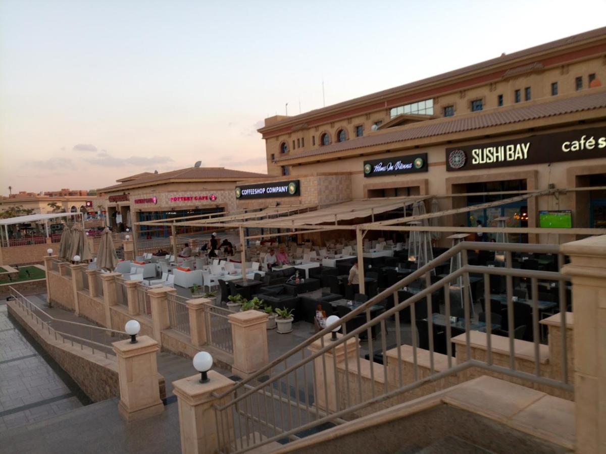 Madinaty Well-Furnished 3- Bedroom Apartment - شقة فندقيه للايجار مدينتي Madinat ash Shuruq Eksteriør billede
