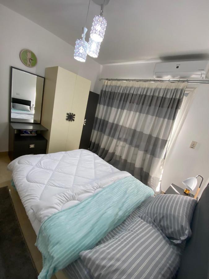 Madinaty Well-Furnished 3- Bedroom Apartment - شقة فندقيه للايجار مدينتي Madinat ash Shuruq Eksteriør billede